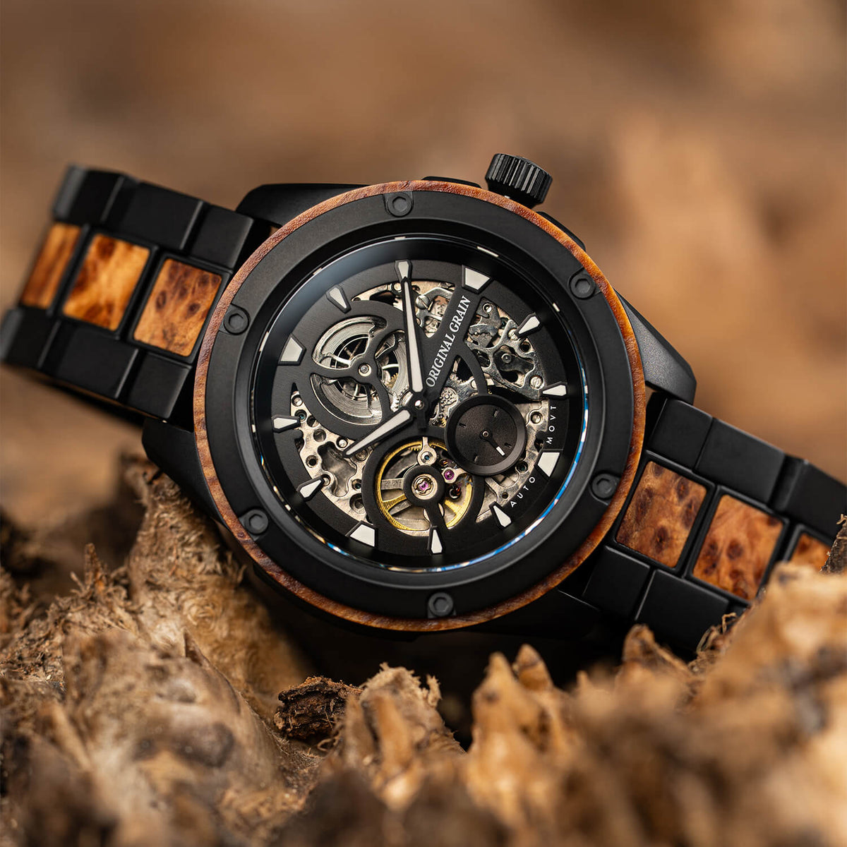 Burlwood Black Rugged Auto 44mm